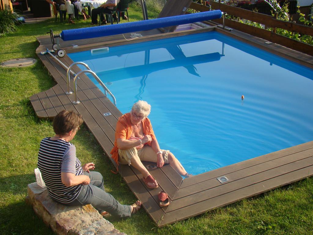 Hotel Weingut Stiftshof Enkirch Esterno foto